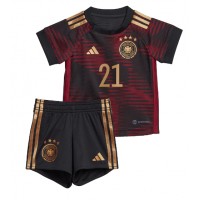 Koszulka piłkarska Niemcy Ilkay Gundogan #21 Strój wyjazdowy dla dzieci MŚ 2022 tanio Krótki Rękaw (+ Krótkie spodenki)